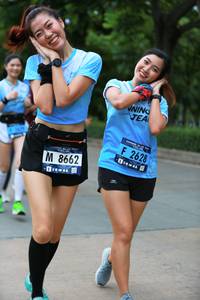 BIB: 2628, 8662
                            <button type="button" onclick="openModal(4662201)" class="btn btn-primary btn-sm float-right btn-popup" data-toggle="modal" data-target=".modal-high-quality">
                        <i class="fas fa-shopping-cart"></i> Add to Cart
                    </button>
                                            <button type="button" onclick="isThisMe(4662201, true)" class="btn btn-success btn-sm float-right btn-popup btn-isme hidden" data-toggle="tooltip" data-placement="bottom" title="นี่คือรูปของคุณใช่ไหม คลิกที่นี่เพื่อเอาเข้าอัลบั้ม">
                        <i class="fas fa-plus"></i> Add to album
                    </button>
                    <button type="button" onclick="isThisMe(4662201, false)" class="btn btn-warning btn-sm float-right btn-popup btn-isnotme hidden">
                        <i class="fas fa-ban"></i> Remove from album
                    </button>