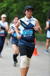 BIB: 2222
                            <button type="button" onclick="openModal(4656767)" class="btn btn-primary btn-sm float-right btn-popup" data-toggle="modal" data-target=".modal-high-quality">
                        <i class="fas fa-shopping-cart"></i> Add to Cart
                    </button>
                                            <button type="button" onclick="isThisMe(4656767, true)" class="btn btn-success btn-sm float-right btn-popup btn-isme hidden" data-toggle="tooltip" data-placement="bottom" title="นี่คือรูปของคุณใช่ไหม คลิกที่นี่เพื่อเอาเข้าอัลบั้ม">
                        <i class="fas fa-plus"></i> Add to album
                    </button>
                    <button type="button" onclick="isThisMe(4656767, false)" class="btn btn-warning btn-sm float-right btn-popup btn-isnotme hidden">
                        <i class="fas fa-ban"></i> Remove from album
                    </button>