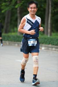 BIB: 727
                            <button type="button" onclick="openModal(4662449)" class="btn btn-primary btn-sm float-right btn-popup" data-toggle="modal" data-target=".modal-high-quality">
                        <i class="fas fa-shopping-cart"></i> Add to Cart
                    </button>
                                            <button type="button" onclick="isThisMe(4662449, true)" class="btn btn-success btn-sm float-right btn-popup btn-isme hidden" data-toggle="tooltip" data-placement="bottom" title="นี่คือรูปของคุณใช่ไหม คลิกที่นี่เพื่อเอาเข้าอัลบั้ม">
                        <i class="fas fa-plus"></i> Add to album
                    </button>
                    <button type="button" onclick="isThisMe(4662449, false)" class="btn btn-warning btn-sm float-right btn-popup btn-isnotme hidden">
                        <i class="fas fa-ban"></i> Remove from album
                    </button>