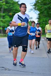 BIB: 427
                            <button type="button" onclick="openModal(4602283)" class="btn btn-primary btn-sm float-right btn-popup" data-toggle="modal" data-target=".modal-high-quality">
                        <i class="fas fa-shopping-cart"></i> Add to Cart
                    </button>
                                            <button type="button" onclick="isThisMe(4602283, true)" class="btn btn-success btn-sm float-right btn-popup btn-isme hidden" data-toggle="tooltip" data-placement="bottom" title="นี่คือรูปของคุณใช่ไหม คลิกที่นี่เพื่อเอาเข้าอัลบั้ม">
                        <i class="fas fa-plus"></i> Add to album
                    </button>
                    <button type="button" onclick="isThisMe(4602283, false)" class="btn btn-warning btn-sm float-right btn-popup btn-isnotme hidden">
                        <i class="fas fa-ban"></i> Remove from album
                    </button>