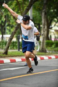 BIB: 768
                            <button type="button" onclick="openModal(4668972)" class="btn btn-primary btn-sm float-right btn-popup" data-toggle="modal" data-target=".modal-high-quality">
                        <i class="fas fa-shopping-cart"></i> Add to Cart
                    </button>
                                            <button type="button" onclick="isThisMe(4668972, true)" class="btn btn-success btn-sm float-right btn-popup btn-isme hidden" data-toggle="tooltip" data-placement="bottom" title="นี่คือรูปของคุณใช่ไหม คลิกที่นี่เพื่อเอาเข้าอัลบั้ม">
                        <i class="fas fa-plus"></i> Add to album
                    </button>
                    <button type="button" onclick="isThisMe(4668972, false)" class="btn btn-warning btn-sm float-right btn-popup btn-isnotme hidden">
                        <i class="fas fa-ban"></i> Remove from album
                    </button>