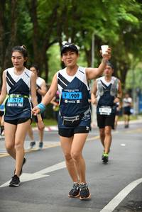 BIB: 1909, 117
                            <button type="button" onclick="openModal(4670384)" class="btn btn-primary btn-sm float-right btn-popup" data-toggle="modal" data-target=".modal-high-quality">
                        <i class="fas fa-shopping-cart"></i> Add to Cart
                    </button>
                                            <button type="button" onclick="isThisMe(4670384, true)" class="btn btn-success btn-sm float-right btn-popup btn-isme hidden" data-toggle="tooltip" data-placement="bottom" title="นี่คือรูปของคุณใช่ไหม คลิกที่นี่เพื่อเอาเข้าอัลบั้ม">
                        <i class="fas fa-plus"></i> Add to album
                    </button>
                    <button type="button" onclick="isThisMe(4670384, false)" class="btn btn-warning btn-sm float-right btn-popup btn-isnotme hidden">
                        <i class="fas fa-ban"></i> Remove from album
                    </button>