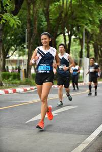 BIB: 1106
                            <button type="button" onclick="openModal(4670194)" class="btn btn-primary btn-sm float-right btn-popup" data-toggle="modal" data-target=".modal-high-quality">
                        <i class="fas fa-shopping-cart"></i> Add to Cart
                    </button>
                                            <button type="button" onclick="isThisMe(4670194, true)" class="btn btn-success btn-sm float-right btn-popup btn-isme hidden" data-toggle="tooltip" data-placement="bottom" title="นี่คือรูปของคุณใช่ไหม คลิกที่นี่เพื่อเอาเข้าอัลบั้ม">
                        <i class="fas fa-plus"></i> Add to album
                    </button>
                    <button type="button" onclick="isThisMe(4670194, false)" class="btn btn-warning btn-sm float-right btn-popup btn-isnotme hidden">
                        <i class="fas fa-ban"></i> Remove from album
                    </button>