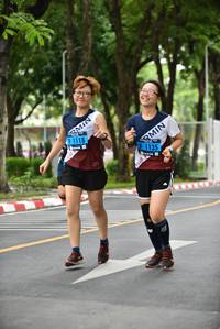 BIB: 1118, 1135
                            <button type="button" onclick="openModal(4677787)" class="btn btn-primary btn-sm float-right btn-popup" data-toggle="modal" data-target=".modal-high-quality">
                        <i class="fas fa-shopping-cart"></i> Add to Cart
                    </button>
                                            <button type="button" onclick="isThisMe(4677787, true)" class="btn btn-success btn-sm float-right btn-popup btn-isme hidden" data-toggle="tooltip" data-placement="bottom" title="นี่คือรูปของคุณใช่ไหม คลิกที่นี่เพื่อเอาเข้าอัลบั้ม">
                        <i class="fas fa-plus"></i> Add to album
                    </button>
                    <button type="button" onclick="isThisMe(4677787, false)" class="btn btn-warning btn-sm float-right btn-popup btn-isnotme hidden">
                        <i class="fas fa-ban"></i> Remove from album
                    </button>