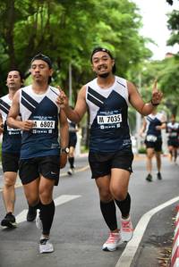 BIB: 7035, 6802
                            <button type="button" onclick="openModal(4661071)" class="btn btn-primary btn-sm float-right btn-popup" data-toggle="modal" data-target=".modal-high-quality">
                        <i class="fas fa-shopping-cart"></i> Add to Cart
                    </button>
                                            <button type="button" onclick="isThisMe(4661071, true)" class="btn btn-success btn-sm float-right btn-popup btn-isme hidden" data-toggle="tooltip" data-placement="bottom" title="นี่คือรูปของคุณใช่ไหม คลิกที่นี่เพื่อเอาเข้าอัลบั้ม">
                        <i class="fas fa-plus"></i> Add to album
                    </button>
                    <button type="button" onclick="isThisMe(4661071, false)" class="btn btn-warning btn-sm float-right btn-popup btn-isnotme hidden">
                        <i class="fas fa-ban"></i> Remove from album
                    </button>