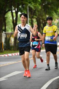 BIB: 7171, 5165
                            <button type="button" onclick="openModal(4670024)" class="btn btn-primary btn-sm float-right btn-popup" data-toggle="modal" data-target=".modal-high-quality">
                        <i class="fas fa-shopping-cart"></i> Add to Cart
                    </button>
                                            <button type="button" onclick="isThisMe(4670024, true)" class="btn btn-success btn-sm float-right btn-popup btn-isme hidden" data-toggle="tooltip" data-placement="bottom" title="นี่คือรูปของคุณใช่ไหม คลิกที่นี่เพื่อเอาเข้าอัลบั้ม">
                        <i class="fas fa-plus"></i> Add to album
                    </button>
                    <button type="button" onclick="isThisMe(4670024, false)" class="btn btn-warning btn-sm float-right btn-popup btn-isnotme hidden">
                        <i class="fas fa-ban"></i> Remove from album
                    </button>