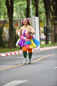 BIB: 1477
                            <button type="button" onclick="openModal(4682201)" class="btn btn-primary btn-sm float-right btn-popup" data-toggle="modal" data-target=".modal-high-quality">
                        <i class="fas fa-shopping-cart"></i> Add to Cart
                    </button>
                                            <button type="button" onclick="isThisMe(4682201, true)" class="btn btn-success btn-sm float-right btn-popup btn-isme hidden" data-toggle="tooltip" data-placement="bottom" title="นี่คือรูปของคุณใช่ไหม คลิกที่นี่เพื่อเอาเข้าอัลบั้ม">
                        <i class="fas fa-plus"></i> Add to album
                    </button>
                    <button type="button" onclick="isThisMe(4682201, false)" class="btn btn-warning btn-sm float-right btn-popup btn-isnotme hidden">
                        <i class="fas fa-ban"></i> Remove from album
                    </button>