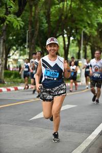 BIB: 1409
                            <button type="button" onclick="openModal(4661632)" class="btn btn-primary btn-sm float-right btn-popup" data-toggle="modal" data-target=".modal-high-quality">
                        <i class="fas fa-shopping-cart"></i> Add to Cart
                    </button>
                                            <button type="button" onclick="isThisMe(4661632, true)" class="btn btn-success btn-sm float-right btn-popup btn-isme hidden" data-toggle="tooltip" data-placement="bottom" title="นี่คือรูปของคุณใช่ไหม คลิกที่นี่เพื่อเอาเข้าอัลบั้ม">
                        <i class="fas fa-plus"></i> Add to album
                    </button>
                    <button type="button" onclick="isThisMe(4661632, false)" class="btn btn-warning btn-sm float-right btn-popup btn-isnotme hidden">
                        <i class="fas fa-ban"></i> Remove from album
                    </button>