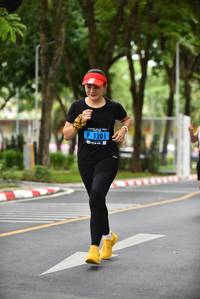 BIB: 1201
                            <button type="button" onclick="openModal(4679648)" class="btn btn-primary btn-sm float-right btn-popup" data-toggle="modal" data-target=".modal-high-quality">
                        <i class="fas fa-shopping-cart"></i> Add to Cart
                    </button>
                                            <button type="button" onclick="isThisMe(4679648, true)" class="btn btn-success btn-sm float-right btn-popup btn-isme hidden" data-toggle="tooltip" data-placement="bottom" title="นี่คือรูปของคุณใช่ไหม คลิกที่นี่เพื่อเอาเข้าอัลบั้ม">
                        <i class="fas fa-plus"></i> Add to album
                    </button>
                    <button type="button" onclick="isThisMe(4679648, false)" class="btn btn-warning btn-sm float-right btn-popup btn-isnotme hidden">
                        <i class="fas fa-ban"></i> Remove from album
                    </button>