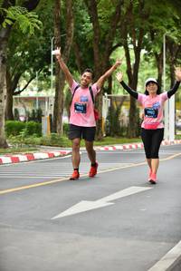 BIB: 9903, 9902
                            <button type="button" onclick="openModal(4682162)" class="btn btn-primary btn-sm float-right btn-popup" data-toggle="modal" data-target=".modal-high-quality">
                        <i class="fas fa-shopping-cart"></i> Add to Cart
                    </button>
                                            <button type="button" onclick="isThisMe(4682162, true)" class="btn btn-success btn-sm float-right btn-popup btn-isme hidden" data-toggle="tooltip" data-placement="bottom" title="นี่คือรูปของคุณใช่ไหม คลิกที่นี่เพื่อเอาเข้าอัลบั้ม">
                        <i class="fas fa-plus"></i> Add to album
                    </button>
                    <button type="button" onclick="isThisMe(4682162, false)" class="btn btn-warning btn-sm float-right btn-popup btn-isnotme hidden">
                        <i class="fas fa-ban"></i> Remove from album
                    </button>