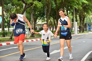 BIB: 7611
                            <button type="button" onclick="openModal(4682279)" class="btn btn-primary btn-sm float-right btn-popup" data-toggle="modal" data-target=".modal-high-quality">
                        <i class="fas fa-shopping-cart"></i> Add to Cart
                    </button>
                                            <button type="button" onclick="isThisMe(4682279, true)" class="btn btn-success btn-sm float-right btn-popup btn-isme hidden" data-toggle="tooltip" data-placement="bottom" title="นี่คือรูปของคุณใช่ไหม คลิกที่นี่เพื่อเอาเข้าอัลบั้ม">
                        <i class="fas fa-plus"></i> Add to album
                    </button>
                    <button type="button" onclick="isThisMe(4682279, false)" class="btn btn-warning btn-sm float-right btn-popup btn-isnotme hidden">
                        <i class="fas fa-ban"></i> Remove from album
                    </button>