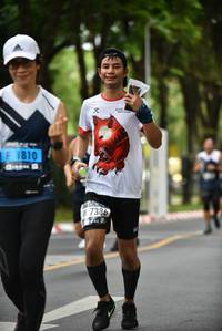 BIB: 1810, 7386
                            <button type="button" onclick="openModal(4668913)" class="btn btn-primary btn-sm float-right btn-popup" data-toggle="modal" data-target=".modal-high-quality">
                        <i class="fas fa-shopping-cart"></i> Add to Cart
                    </button>
                                            <button type="button" onclick="isThisMe(4668913, true)" class="btn btn-success btn-sm float-right btn-popup btn-isme hidden" data-toggle="tooltip" data-placement="bottom" title="นี่คือรูปของคุณใช่ไหม คลิกที่นี่เพื่อเอาเข้าอัลบั้ม">
                        <i class="fas fa-plus"></i> Add to album
                    </button>
                    <button type="button" onclick="isThisMe(4668913, false)" class="btn btn-warning btn-sm float-right btn-popup btn-isnotme hidden">
                        <i class="fas fa-ban"></i> Remove from album
                    </button>