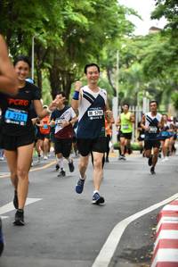 BIB: 5799, 2321
                            <button type="button" onclick="openModal(4658759)" class="btn btn-primary btn-sm float-right btn-popup" data-toggle="modal" data-target=".modal-high-quality">
                        <i class="fas fa-shopping-cart"></i> Add to Cart
                    </button>
                                            <button type="button" onclick="isThisMe(4658759, true)" class="btn btn-success btn-sm float-right btn-popup btn-isme hidden" data-toggle="tooltip" data-placement="bottom" title="นี่คือรูปของคุณใช่ไหม คลิกที่นี่เพื่อเอาเข้าอัลบั้ม">
                        <i class="fas fa-plus"></i> Add to album
                    </button>
                    <button type="button" onclick="isThisMe(4658759, false)" class="btn btn-warning btn-sm float-right btn-popup btn-isnotme hidden">
                        <i class="fas fa-ban"></i> Remove from album
                    </button>