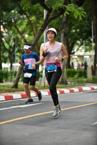 BIB: 2523
                            <button type="button" onclick="openModal(4669558)" class="btn btn-primary btn-sm float-right btn-popup" data-toggle="modal" data-target=".modal-high-quality">
                        <i class="fas fa-shopping-cart"></i> Add to Cart
                    </button>
                                            <button type="button" onclick="isThisMe(4669558, true)" class="btn btn-success btn-sm float-right btn-popup btn-isme hidden" data-toggle="tooltip" data-placement="bottom" title="นี่คือรูปของคุณใช่ไหม คลิกที่นี่เพื่อเอาเข้าอัลบั้ม">
                        <i class="fas fa-plus"></i> Add to album
                    </button>
                    <button type="button" onclick="isThisMe(4669558, false)" class="btn btn-warning btn-sm float-right btn-popup btn-isnotme hidden">
                        <i class="fas fa-ban"></i> Remove from album
                    </button>