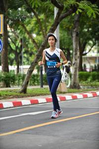 BIB: 1086
                            <button type="button" onclick="openModal(4678071)" class="btn btn-primary btn-sm float-right btn-popup" data-toggle="modal" data-target=".modal-high-quality">
                        <i class="fas fa-shopping-cart"></i> Add to Cart
                    </button>
                                            <button type="button" onclick="isThisMe(4678071, true)" class="btn btn-success btn-sm float-right btn-popup btn-isme hidden" data-toggle="tooltip" data-placement="bottom" title="นี่คือรูปของคุณใช่ไหม คลิกที่นี่เพื่อเอาเข้าอัลบั้ม">
                        <i class="fas fa-plus"></i> Add to album
                    </button>
                    <button type="button" onclick="isThisMe(4678071, false)" class="btn btn-warning btn-sm float-right btn-popup btn-isnotme hidden">
                        <i class="fas fa-ban"></i> Remove from album
                    </button>