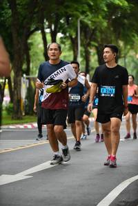 BIB: 2163, 6295
                            <button type="button" onclick="openModal(4669212)" class="btn btn-primary btn-sm float-right btn-popup" data-toggle="modal" data-target=".modal-high-quality">
                        <i class="fas fa-shopping-cart"></i> Add to Cart
                    </button>
                                            <button type="button" onclick="isThisMe(4669212, true)" class="btn btn-success btn-sm float-right btn-popup btn-isme hidden" data-toggle="tooltip" data-placement="bottom" title="นี่คือรูปของคุณใช่ไหม คลิกที่นี่เพื่อเอาเข้าอัลบั้ม">
                        <i class="fas fa-plus"></i> Add to album
                    </button>
                    <button type="button" onclick="isThisMe(4669212, false)" class="btn btn-warning btn-sm float-right btn-popup btn-isnotme hidden">
                        <i class="fas fa-ban"></i> Remove from album
                    </button>