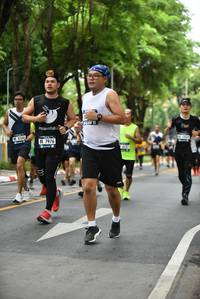 BIB: 8300, 7976, 343
                            <button type="button" onclick="openModal(4658396)" class="btn btn-primary btn-sm float-right btn-popup" data-toggle="modal" data-target=".modal-high-quality">
                        <i class="fas fa-shopping-cart"></i> Add to Cart
                    </button>
                                            <button type="button" onclick="isThisMe(4658396, true)" class="btn btn-success btn-sm float-right btn-popup btn-isme hidden" data-toggle="tooltip" data-placement="bottom" title="นี่คือรูปของคุณใช่ไหม คลิกที่นี่เพื่อเอาเข้าอัลบั้ม">
                        <i class="fas fa-plus"></i> Add to album
                    </button>
                    <button type="button" onclick="isThisMe(4658396, false)" class="btn btn-warning btn-sm float-right btn-popup btn-isnotme hidden">
                        <i class="fas fa-ban"></i> Remove from album
                    </button>