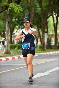 BIB: 1871
                            <button type="button" onclick="openModal(4680974)" class="btn btn-primary btn-sm float-right btn-popup" data-toggle="modal" data-target=".modal-high-quality">
                        <i class="fas fa-shopping-cart"></i> Add to Cart
                    </button>
                                            <button type="button" onclick="isThisMe(4680974, true)" class="btn btn-success btn-sm float-right btn-popup btn-isme hidden" data-toggle="tooltip" data-placement="bottom" title="นี่คือรูปของคุณใช่ไหม คลิกที่นี่เพื่อเอาเข้าอัลบั้ม">
                        <i class="fas fa-plus"></i> Add to album
                    </button>
                    <button type="button" onclick="isThisMe(4680974, false)" class="btn btn-warning btn-sm float-right btn-popup btn-isnotme hidden">
                        <i class="fas fa-ban"></i> Remove from album
                    </button>