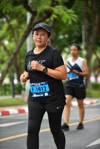 BIB: 1912
                            <button type="button" onclick="openModal(4679930)" class="btn btn-primary btn-sm float-right btn-popup" data-toggle="modal" data-target=".modal-high-quality">
                        <i class="fas fa-shopping-cart"></i> Add to Cart
                    </button>
                                            <button type="button" onclick="isThisMe(4679930, true)" class="btn btn-success btn-sm float-right btn-popup btn-isme hidden" data-toggle="tooltip" data-placement="bottom" title="นี่คือรูปของคุณใช่ไหม คลิกที่นี่เพื่อเอาเข้าอัลบั้ม">
                        <i class="fas fa-plus"></i> Add to album
                    </button>
                    <button type="button" onclick="isThisMe(4679930, false)" class="btn btn-warning btn-sm float-right btn-popup btn-isnotme hidden">
                        <i class="fas fa-ban"></i> Remove from album
                    </button>