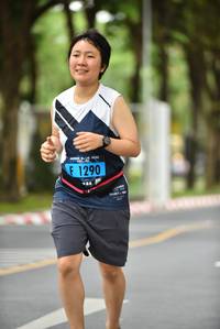 BIB: 1290
                            <button type="button" onclick="openModal(4681037)" class="btn btn-primary btn-sm float-right btn-popup" data-toggle="modal" data-target=".modal-high-quality">
                        <i class="fas fa-shopping-cart"></i> Add to Cart
                    </button>
                                            <button type="button" onclick="isThisMe(4681037, true)" class="btn btn-success btn-sm float-right btn-popup btn-isme hidden" data-toggle="tooltip" data-placement="bottom" title="นี่คือรูปของคุณใช่ไหม คลิกที่นี่เพื่อเอาเข้าอัลบั้ม">
                        <i class="fas fa-plus"></i> Add to album
                    </button>
                    <button type="button" onclick="isThisMe(4681037, false)" class="btn btn-warning btn-sm float-right btn-popup btn-isnotme hidden">
                        <i class="fas fa-ban"></i> Remove from album
                    </button>