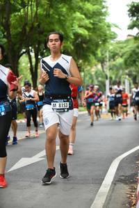 BIB: 8153
                            <button type="button" onclick="openModal(4660568)" class="btn btn-primary btn-sm float-right btn-popup" data-toggle="modal" data-target=".modal-high-quality">
                        <i class="fas fa-shopping-cart"></i> Add to Cart
                    </button>
                                            <button type="button" onclick="isThisMe(4660568, true)" class="btn btn-success btn-sm float-right btn-popup btn-isme hidden" data-toggle="tooltip" data-placement="bottom" title="นี่คือรูปของคุณใช่ไหม คลิกที่นี่เพื่อเอาเข้าอัลบั้ม">
                        <i class="fas fa-plus"></i> Add to album
                    </button>
                    <button type="button" onclick="isThisMe(4660568, false)" class="btn btn-warning btn-sm float-right btn-popup btn-isnotme hidden">
                        <i class="fas fa-ban"></i> Remove from album
                    </button>