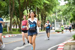 BIB: 1891
                            <button type="button" onclick="openModal(4681386)" class="btn btn-primary btn-sm float-right btn-popup" data-toggle="modal" data-target=".modal-high-quality">
                        <i class="fas fa-shopping-cart"></i> Add to Cart
                    </button>
                                            <button type="button" onclick="isThisMe(4681386, true)" class="btn btn-success btn-sm float-right btn-popup btn-isme hidden" data-toggle="tooltip" data-placement="bottom" title="นี่คือรูปของคุณใช่ไหม คลิกที่นี่เพื่อเอาเข้าอัลบั้ม">
                        <i class="fas fa-plus"></i> Add to album
                    </button>
                    <button type="button" onclick="isThisMe(4681386, false)" class="btn btn-warning btn-sm float-right btn-popup btn-isnotme hidden">
                        <i class="fas fa-ban"></i> Remove from album
                    </button>