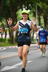 BIB: 2626
                            <button type="button" onclick="openModal(4669895)" class="btn btn-primary btn-sm float-right btn-popup" data-toggle="modal" data-target=".modal-high-quality">
                        <i class="fas fa-shopping-cart"></i> Add to Cart
                    </button>
                                            <button type="button" onclick="isThisMe(4669895, true)" class="btn btn-success btn-sm float-right btn-popup btn-isme hidden" data-toggle="tooltip" data-placement="bottom" title="นี่คือรูปของคุณใช่ไหม คลิกที่นี่เพื่อเอาเข้าอัลบั้ม">
                        <i class="fas fa-plus"></i> Add to album
                    </button>
                    <button type="button" onclick="isThisMe(4669895, false)" class="btn btn-warning btn-sm float-right btn-popup btn-isnotme hidden">
                        <i class="fas fa-ban"></i> Remove from album
                    </button>