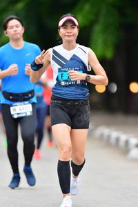 BIB: 6400
                            <button type="button" onclick="openModal(4685867)" class="btn btn-primary btn-sm float-right btn-popup" data-toggle="modal" data-target=".modal-high-quality">
                        <i class="fas fa-shopping-cart"></i> Add to Cart
                    </button>
                                            <button type="button" onclick="isThisMe(4685867, true)" class="btn btn-success btn-sm float-right btn-popup btn-isme hidden" data-toggle="tooltip" data-placement="bottom" title="นี่คือรูปของคุณใช่ไหม คลิกที่นี่เพื่อเอาเข้าอัลบั้ม">
                        <i class="fas fa-plus"></i> Add to album
                    </button>
                    <button type="button" onclick="isThisMe(4685867, false)" class="btn btn-warning btn-sm float-right btn-popup btn-isnotme hidden">
                        <i class="fas fa-ban"></i> Remove from album
                    </button>