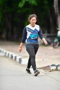 BIB: 2203
                            <button type="button" onclick="openModal(4591820)" class="btn btn-primary btn-sm float-right btn-popup" data-toggle="modal" data-target=".modal-high-quality">
                        <i class="fas fa-shopping-cart"></i> Add to Cart
                    </button>
                                            <button type="button" onclick="isThisMe(4591820, true)" class="btn btn-success btn-sm float-right btn-popup btn-isme hidden" data-toggle="tooltip" data-placement="bottom" title="นี่คือรูปของคุณใช่ไหม คลิกที่นี่เพื่อเอาเข้าอัลบั้ม">
                        <i class="fas fa-plus"></i> Add to album
                    </button>
                    <button type="button" onclick="isThisMe(4591820, false)" class="btn btn-warning btn-sm float-right btn-popup btn-isnotme hidden">
                        <i class="fas fa-ban"></i> Remove from album
                    </button>