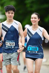 BIB: 7650, 2109
                            <button type="button" onclick="openModal(4601671)" class="btn btn-primary btn-sm float-right btn-popup" data-toggle="modal" data-target=".modal-high-quality">
                        <i class="fas fa-shopping-cart"></i> Add to Cart
                    </button>
                                            <button type="button" onclick="isThisMe(4601671, true)" class="btn btn-success btn-sm float-right btn-popup btn-isme hidden" data-toggle="tooltip" data-placement="bottom" title="นี่คือรูปของคุณใช่ไหม คลิกที่นี่เพื่อเอาเข้าอัลบั้ม">
                        <i class="fas fa-plus"></i> Add to album
                    </button>
                    <button type="button" onclick="isThisMe(4601671, false)" class="btn btn-warning btn-sm float-right btn-popup btn-isnotme hidden">
                        <i class="fas fa-ban"></i> Remove from album
                    </button>