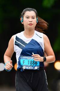 BIB: 1886
                            <button type="button" onclick="openModal(4687823)" class="btn btn-primary btn-sm float-right btn-popup" data-toggle="modal" data-target=".modal-high-quality">
                        <i class="fas fa-shopping-cart"></i> Add to Cart
                    </button>
                                            <button type="button" onclick="isThisMe(4687823, true)" class="btn btn-success btn-sm float-right btn-popup btn-isme hidden" data-toggle="tooltip" data-placement="bottom" title="นี่คือรูปของคุณใช่ไหม คลิกที่นี่เพื่อเอาเข้าอัลบั้ม">
                        <i class="fas fa-plus"></i> Add to album
                    </button>
                    <button type="button" onclick="isThisMe(4687823, false)" class="btn btn-warning btn-sm float-right btn-popup btn-isnotme hidden">
                        <i class="fas fa-ban"></i> Remove from album
                    </button>