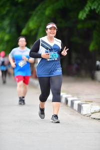 BIB: 1614
                            <button type="button" onclick="openModal(4592674)" class="btn btn-primary btn-sm float-right btn-popup" data-toggle="modal" data-target=".modal-high-quality">
                        <i class="fas fa-shopping-cart"></i> Add to Cart
                    </button>
                                            <button type="button" onclick="isThisMe(4592674, true)" class="btn btn-success btn-sm float-right btn-popup btn-isme hidden" data-toggle="tooltip" data-placement="bottom" title="นี่คือรูปของคุณใช่ไหม คลิกที่นี่เพื่อเอาเข้าอัลบั้ม">
                        <i class="fas fa-plus"></i> Add to album
                    </button>
                    <button type="button" onclick="isThisMe(4592674, false)" class="btn btn-warning btn-sm float-right btn-popup btn-isnotme hidden">
                        <i class="fas fa-ban"></i> Remove from album
                    </button>