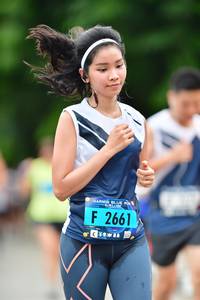 BIB: 2661
                            <button type="button" onclick="openModal(4681558)" class="btn btn-primary btn-sm float-right btn-popup" data-toggle="modal" data-target=".modal-high-quality">
                        <i class="fas fa-shopping-cart"></i> Add to Cart
                    </button>
                                            <button type="button" onclick="isThisMe(4681558, true)" class="btn btn-success btn-sm float-right btn-popup btn-isme hidden" data-toggle="tooltip" data-placement="bottom" title="นี่คือรูปของคุณใช่ไหม คลิกที่นี่เพื่อเอาเข้าอัลบั้ม">
                        <i class="fas fa-plus"></i> Add to album
                    </button>
                    <button type="button" onclick="isThisMe(4681558, false)" class="btn btn-warning btn-sm float-right btn-popup btn-isnotme hidden">
                        <i class="fas fa-ban"></i> Remove from album
                    </button>