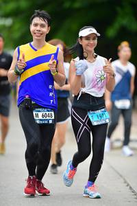 BIB: 6048, 1971
                            <button type="button" onclick="openModal(4616130)" class="btn btn-primary btn-sm float-right btn-popup" data-toggle="modal" data-target=".modal-high-quality">
                        <i class="fas fa-shopping-cart"></i> Add to Cart
                    </button>
                                            <button type="button" onclick="isThisMe(4616130, true)" class="btn btn-success btn-sm float-right btn-popup btn-isme hidden" data-toggle="tooltip" data-placement="bottom" title="นี่คือรูปของคุณใช่ไหม คลิกที่นี่เพื่อเอาเข้าอัลบั้ม">
                        <i class="fas fa-plus"></i> Add to album
                    </button>
                    <button type="button" onclick="isThisMe(4616130, false)" class="btn btn-warning btn-sm float-right btn-popup btn-isnotme hidden">
                        <i class="fas fa-ban"></i> Remove from album
                    </button>