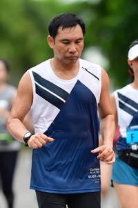 BIB: 2815
                            <button type="button" onclick="openModal(4688112)" class="btn btn-primary btn-sm float-right btn-popup" data-toggle="modal" data-target=".modal-high-quality">
                        <i class="fas fa-shopping-cart"></i> Add to Cart
                    </button>
                                            <button type="button" onclick="isThisMe(4688112, true)" class="btn btn-success btn-sm float-right btn-popup btn-isme hidden" data-toggle="tooltip" data-placement="bottom" title="นี่คือรูปของคุณใช่ไหม คลิกที่นี่เพื่อเอาเข้าอัลบั้ม">
                        <i class="fas fa-plus"></i> Add to album
                    </button>
                    <button type="button" onclick="isThisMe(4688112, false)" class="btn btn-warning btn-sm float-right btn-popup btn-isnotme hidden">
                        <i class="fas fa-ban"></i> Remove from album
                    </button>