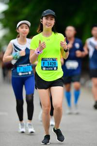 BIB: 1420
                            <button type="button" onclick="openModal(4686552)" class="btn btn-primary btn-sm float-right btn-popup" data-toggle="modal" data-target=".modal-high-quality">
                        <i class="fas fa-shopping-cart"></i> Add to Cart
                    </button>
                                            <button type="button" onclick="isThisMe(4686552, true)" class="btn btn-success btn-sm float-right btn-popup btn-isme hidden" data-toggle="tooltip" data-placement="bottom" title="นี่คือรูปของคุณใช่ไหม คลิกที่นี่เพื่อเอาเข้าอัลบั้ม">
                        <i class="fas fa-plus"></i> Add to album
                    </button>
                    <button type="button" onclick="isThisMe(4686552, false)" class="btn btn-warning btn-sm float-right btn-popup btn-isnotme hidden">
                        <i class="fas fa-ban"></i> Remove from album
                    </button>