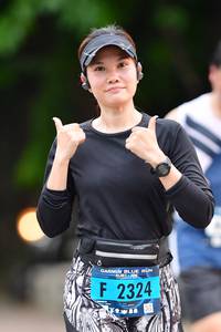 BIB: 2324
                            <button type="button" onclick="openModal(4687349)" class="btn btn-primary btn-sm float-right btn-popup" data-toggle="modal" data-target=".modal-high-quality">
                        <i class="fas fa-shopping-cart"></i> Add to Cart
                    </button>
                                            <button type="button" onclick="isThisMe(4687349, true)" class="btn btn-success btn-sm float-right btn-popup btn-isme hidden" data-toggle="tooltip" data-placement="bottom" title="นี่คือรูปของคุณใช่ไหม คลิกที่นี่เพื่อเอาเข้าอัลบั้ม">
                        <i class="fas fa-plus"></i> Add to album
                    </button>
                    <button type="button" onclick="isThisMe(4687349, false)" class="btn btn-warning btn-sm float-right btn-popup btn-isnotme hidden">
                        <i class="fas fa-ban"></i> Remove from album
                    </button>