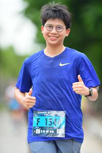 BIB: 154
                            <button type="button" onclick="openModal(4607257)" class="btn btn-primary btn-sm float-right btn-popup" data-toggle="modal" data-target=".modal-high-quality">
                        <i class="fas fa-shopping-cart"></i> Add to Cart
                    </button>
                                            <button type="button" onclick="isThisMe(4607257, true)" class="btn btn-success btn-sm float-right btn-popup btn-isme hidden" data-toggle="tooltip" data-placement="bottom" title="นี่คือรูปของคุณใช่ไหม คลิกที่นี่เพื่อเอาเข้าอัลบั้ม">
                        <i class="fas fa-plus"></i> Add to album
                    </button>
                    <button type="button" onclick="isThisMe(4607257, false)" class="btn btn-warning btn-sm float-right btn-popup btn-isnotme hidden">
                        <i class="fas fa-ban"></i> Remove from album
                    </button>