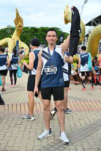 BIB: 8228
                            <button type="button" onclick="openModal(4596134)" class="btn btn-primary btn-sm float-right btn-popup" data-toggle="modal" data-target=".modal-high-quality">
                        <i class="fas fa-shopping-cart"></i> Add to Cart
                    </button>
                                            <button type="button" onclick="isThisMe(4596134, true)" class="btn btn-success btn-sm float-right btn-popup btn-isme hidden" data-toggle="tooltip" data-placement="bottom" title="นี่คือรูปของคุณใช่ไหม คลิกที่นี่เพื่อเอาเข้าอัลบั้ม">
                        <i class="fas fa-plus"></i> Add to album
                    </button>
                    <button type="button" onclick="isThisMe(4596134, false)" class="btn btn-warning btn-sm float-right btn-popup btn-isnotme hidden">
                        <i class="fas fa-ban"></i> Remove from album
                    </button>