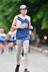 BIB: 930
                            <button type="button" onclick="openModal(4686250)" class="btn btn-primary btn-sm float-right btn-popup" data-toggle="modal" data-target=".modal-high-quality">
                        <i class="fas fa-shopping-cart"></i> Add to Cart
                    </button>
                                            <button type="button" onclick="isThisMe(4686250, true)" class="btn btn-success btn-sm float-right btn-popup btn-isme hidden" data-toggle="tooltip" data-placement="bottom" title="นี่คือรูปของคุณใช่ไหม คลิกที่นี่เพื่อเอาเข้าอัลบั้ม">
                        <i class="fas fa-plus"></i> Add to album
                    </button>
                    <button type="button" onclick="isThisMe(4686250, false)" class="btn btn-warning btn-sm float-right btn-popup btn-isnotme hidden">
                        <i class="fas fa-ban"></i> Remove from album
                    </button>