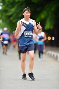 BIB: 6235
                            <button type="button" onclick="openModal(4608321)" class="btn btn-primary btn-sm float-right btn-popup" data-toggle="modal" data-target=".modal-high-quality">
                        <i class="fas fa-shopping-cart"></i> Add to Cart
                    </button>
                                            <button type="button" onclick="isThisMe(4608321, true)" class="btn btn-success btn-sm float-right btn-popup btn-isme hidden" data-toggle="tooltip" data-placement="bottom" title="นี่คือรูปของคุณใช่ไหม คลิกที่นี่เพื่อเอาเข้าอัลบั้ม">
                        <i class="fas fa-plus"></i> Add to album
                    </button>
                    <button type="button" onclick="isThisMe(4608321, false)" class="btn btn-warning btn-sm float-right btn-popup btn-isnotme hidden">
                        <i class="fas fa-ban"></i> Remove from album
                    </button>