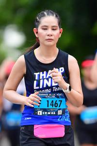 BIB: 1467
                            <button type="button" onclick="openModal(4688276)" class="btn btn-primary btn-sm float-right btn-popup" data-toggle="modal" data-target=".modal-high-quality">
                        <i class="fas fa-shopping-cart"></i> Add to Cart
                    </button>
                                            <button type="button" onclick="isThisMe(4688276, true)" class="btn btn-success btn-sm float-right btn-popup btn-isme hidden" data-toggle="tooltip" data-placement="bottom" title="นี่คือรูปของคุณใช่ไหม คลิกที่นี่เพื่อเอาเข้าอัลบั้ม">
                        <i class="fas fa-plus"></i> Add to album
                    </button>
                    <button type="button" onclick="isThisMe(4688276, false)" class="btn btn-warning btn-sm float-right btn-popup btn-isnotme hidden">
                        <i class="fas fa-ban"></i> Remove from album
                    </button>