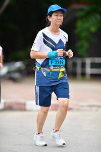 BIB: 2249
                            <button type="button" onclick="openModal(4596154)" class="btn btn-primary btn-sm float-right btn-popup" data-toggle="modal" data-target=".modal-high-quality">
                        <i class="fas fa-shopping-cart"></i> Add to Cart
                    </button>
                                            <button type="button" onclick="isThisMe(4596154, true)" class="btn btn-success btn-sm float-right btn-popup btn-isme hidden" data-toggle="tooltip" data-placement="bottom" title="นี่คือรูปของคุณใช่ไหม คลิกที่นี่เพื่อเอาเข้าอัลบั้ม">
                        <i class="fas fa-plus"></i> Add to album
                    </button>
                    <button type="button" onclick="isThisMe(4596154, false)" class="btn btn-warning btn-sm float-right btn-popup btn-isnotme hidden">
                        <i class="fas fa-ban"></i> Remove from album
                    </button>