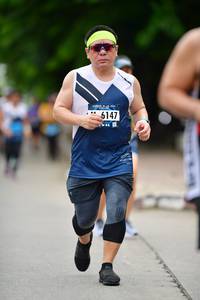 BIB: 5147
                            <button type="button" onclick="openModal(4615040)" class="btn btn-primary btn-sm float-right btn-popup" data-toggle="modal" data-target=".modal-high-quality">
                        <i class="fas fa-shopping-cart"></i> Add to Cart
                    </button>
                                            <button type="button" onclick="isThisMe(4615040, true)" class="btn btn-success btn-sm float-right btn-popup btn-isme hidden" data-toggle="tooltip" data-placement="bottom" title="นี่คือรูปของคุณใช่ไหม คลิกที่นี่เพื่อเอาเข้าอัลบั้ม">
                        <i class="fas fa-plus"></i> Add to album
                    </button>
                    <button type="button" onclick="isThisMe(4615040, false)" class="btn btn-warning btn-sm float-right btn-popup btn-isnotme hidden">
                        <i class="fas fa-ban"></i> Remove from album
                    </button>