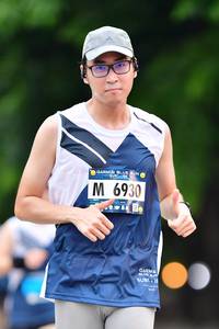 BIB: 6930
                            <button type="button" onclick="openModal(4687596)" class="btn btn-primary btn-sm float-right btn-popup" data-toggle="modal" data-target=".modal-high-quality">
                        <i class="fas fa-shopping-cart"></i> Add to Cart
                    </button>
                                            <button type="button" onclick="isThisMe(4687596, true)" class="btn btn-success btn-sm float-right btn-popup btn-isme hidden" data-toggle="tooltip" data-placement="bottom" title="นี่คือรูปของคุณใช่ไหม คลิกที่นี่เพื่อเอาเข้าอัลบั้ม">
                        <i class="fas fa-plus"></i> Add to album
                    </button>
                    <button type="button" onclick="isThisMe(4687596, false)" class="btn btn-warning btn-sm float-right btn-popup btn-isnotme hidden">
                        <i class="fas fa-ban"></i> Remove from album
                    </button>