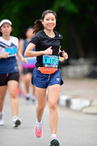 BIB: 1297
                            <button type="button" onclick="openModal(4611797)" class="btn btn-primary btn-sm float-right btn-popup" data-toggle="modal" data-target=".modal-high-quality">
                        <i class="fas fa-shopping-cart"></i> Add to Cart
                    </button>
                                            <button type="button" onclick="isThisMe(4611797, true)" class="btn btn-success btn-sm float-right btn-popup btn-isme hidden" data-toggle="tooltip" data-placement="bottom" title="นี่คือรูปของคุณใช่ไหม คลิกที่นี่เพื่อเอาเข้าอัลบั้ม">
                        <i class="fas fa-plus"></i> Add to album
                    </button>
                    <button type="button" onclick="isThisMe(4611797, false)" class="btn btn-warning btn-sm float-right btn-popup btn-isnotme hidden">
                        <i class="fas fa-ban"></i> Remove from album
                    </button>