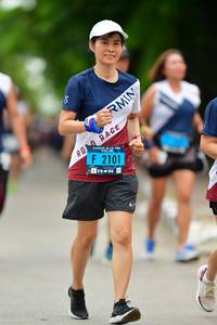 BIB: 2101
                            <button type="button" onclick="openModal(4704917)" class="btn btn-primary btn-sm float-right btn-popup" data-toggle="modal" data-target=".modal-high-quality">
                        <i class="fas fa-shopping-cart"></i> Add to Cart
                    </button>
                                            <button type="button" onclick="isThisMe(4704917, true)" class="btn btn-success btn-sm float-right btn-popup btn-isme hidden" data-toggle="tooltip" data-placement="bottom" title="นี่คือรูปของคุณใช่ไหม คลิกที่นี่เพื่อเอาเข้าอัลบั้ม">
                        <i class="fas fa-plus"></i> Add to album
                    </button>
                    <button type="button" onclick="isThisMe(4704917, false)" class="btn btn-warning btn-sm float-right btn-popup btn-isnotme hidden">
                        <i class="fas fa-ban"></i> Remove from album
                    </button>