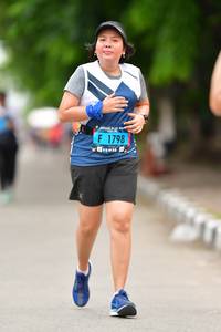 BIB: 1798
                            <button type="button" onclick="openModal(4703964)" class="btn btn-primary btn-sm float-right btn-popup" data-toggle="modal" data-target=".modal-high-quality">
                        <i class="fas fa-shopping-cart"></i> Add to Cart
                    </button>
                                            <button type="button" onclick="isThisMe(4703964, true)" class="btn btn-success btn-sm float-right btn-popup btn-isme hidden" data-toggle="tooltip" data-placement="bottom" title="นี่คือรูปของคุณใช่ไหม คลิกที่นี่เพื่อเอาเข้าอัลบั้ม">
                        <i class="fas fa-plus"></i> Add to album
                    </button>
                    <button type="button" onclick="isThisMe(4703964, false)" class="btn btn-warning btn-sm float-right btn-popup btn-isnotme hidden">
                        <i class="fas fa-ban"></i> Remove from album
                    </button>