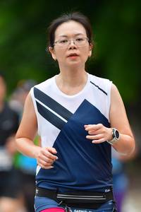 BIB: 201
                            <button type="button" onclick="openModal(4688573)" class="btn btn-primary btn-sm float-right btn-popup" data-toggle="modal" data-target=".modal-high-quality">
                        <i class="fas fa-shopping-cart"></i> Add to Cart
                    </button>
                                            <button type="button" onclick="isThisMe(4688573, true)" class="btn btn-success btn-sm float-right btn-popup btn-isme hidden" data-toggle="tooltip" data-placement="bottom" title="นี่คือรูปของคุณใช่ไหม คลิกที่นี่เพื่อเอาเข้าอัลบั้ม">
                        <i class="fas fa-plus"></i> Add to album
                    </button>
                    <button type="button" onclick="isThisMe(4688573, false)" class="btn btn-warning btn-sm float-right btn-popup btn-isnotme hidden">
                        <i class="fas fa-ban"></i> Remove from album
                    </button>