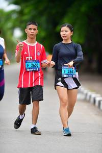 BIB: 2650, 2643
                            <button type="button" onclick="openModal(4594635)" class="btn btn-primary btn-sm float-right btn-popup" data-toggle="modal" data-target=".modal-high-quality">
                        <i class="fas fa-shopping-cart"></i> Add to Cart
                    </button>
                                            <button type="button" onclick="isThisMe(4594635, true)" class="btn btn-success btn-sm float-right btn-popup btn-isme hidden" data-toggle="tooltip" data-placement="bottom" title="นี่คือรูปของคุณใช่ไหม คลิกที่นี่เพื่อเอาเข้าอัลบั้ม">
                        <i class="fas fa-plus"></i> Add to album
                    </button>
                    <button type="button" onclick="isThisMe(4594635, false)" class="btn btn-warning btn-sm float-right btn-popup btn-isnotme hidden">
                        <i class="fas fa-ban"></i> Remove from album
                    </button>